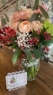 🌸 Make every moment unforgettable with our beautiful floral arrangements 💐 Designed with love and care, they’re the perfect gift to surprise someone, celebrate a special occasion, and fill any space with joy.

💌 Choose your favorite and place your order today. Give flowers, give emotions!

#FloralArrangements #FlowersWithLove #SpecialGifts #BeautifulDetails #FreshFlowers #FloralDesigns #GiveEmotions #FloralBouquet #ShopLocal #OrdersAvailable #clermont #eustisflorida #luluscraftcreation #eustisnaturalflowers