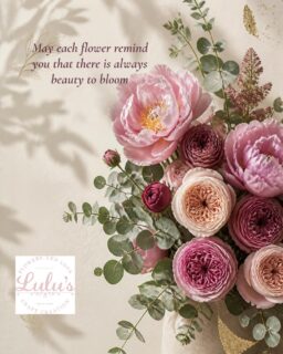 Every flower tells a story of beauty, love, and new beginnings. Let a floral detail transform your day. 🌸✨

#FlowerShop #BeautifulFlowers #FloralArrangements #FloralDesign #LoveInEveryFlower #NaturalBeauty #CharmingFlowers #SpecialDetails #FloralInspiration #BouquetOfFlowers #eustisflorida #eustisflorist