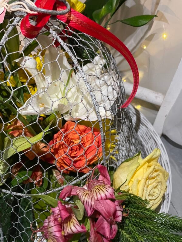 Flower Arrangements on wire basket - Image 5