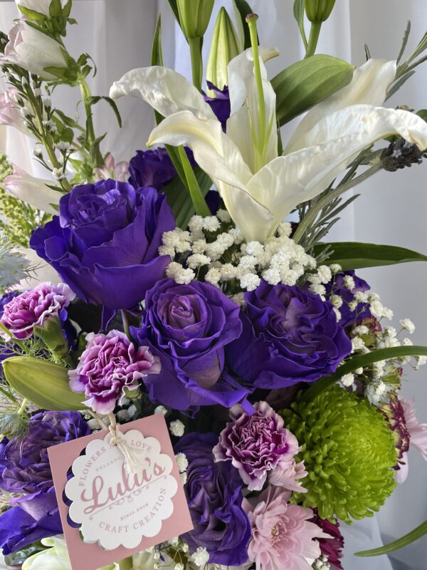 Unique and Vibrant Bouquets for you - Image 5