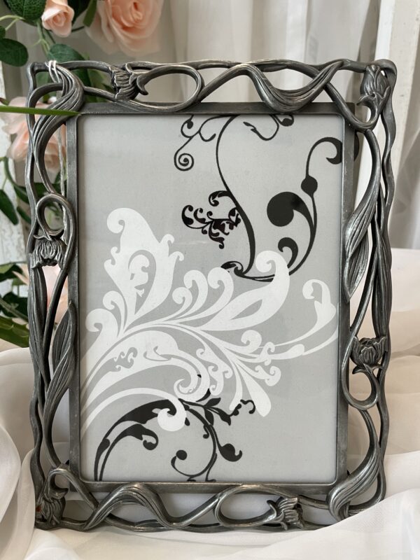 Beautiful Mother's Day Flower Arrangements in a photo frame - Image 12
