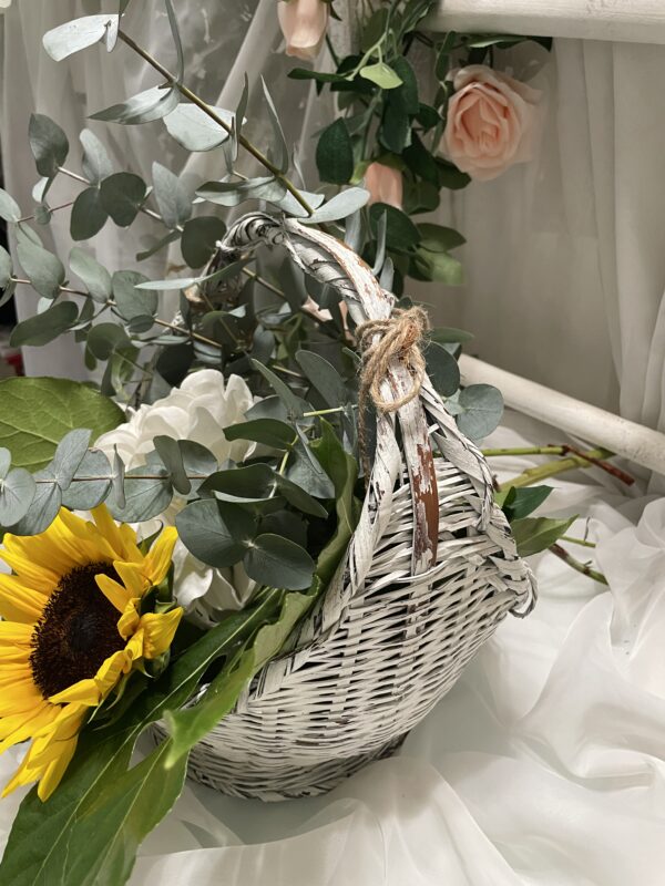 Fresh Flower Floral Arrangement Basket - Image 3