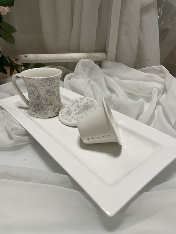 Delightful Mother's Day Flower & Teacup Gift Tray - Image 6