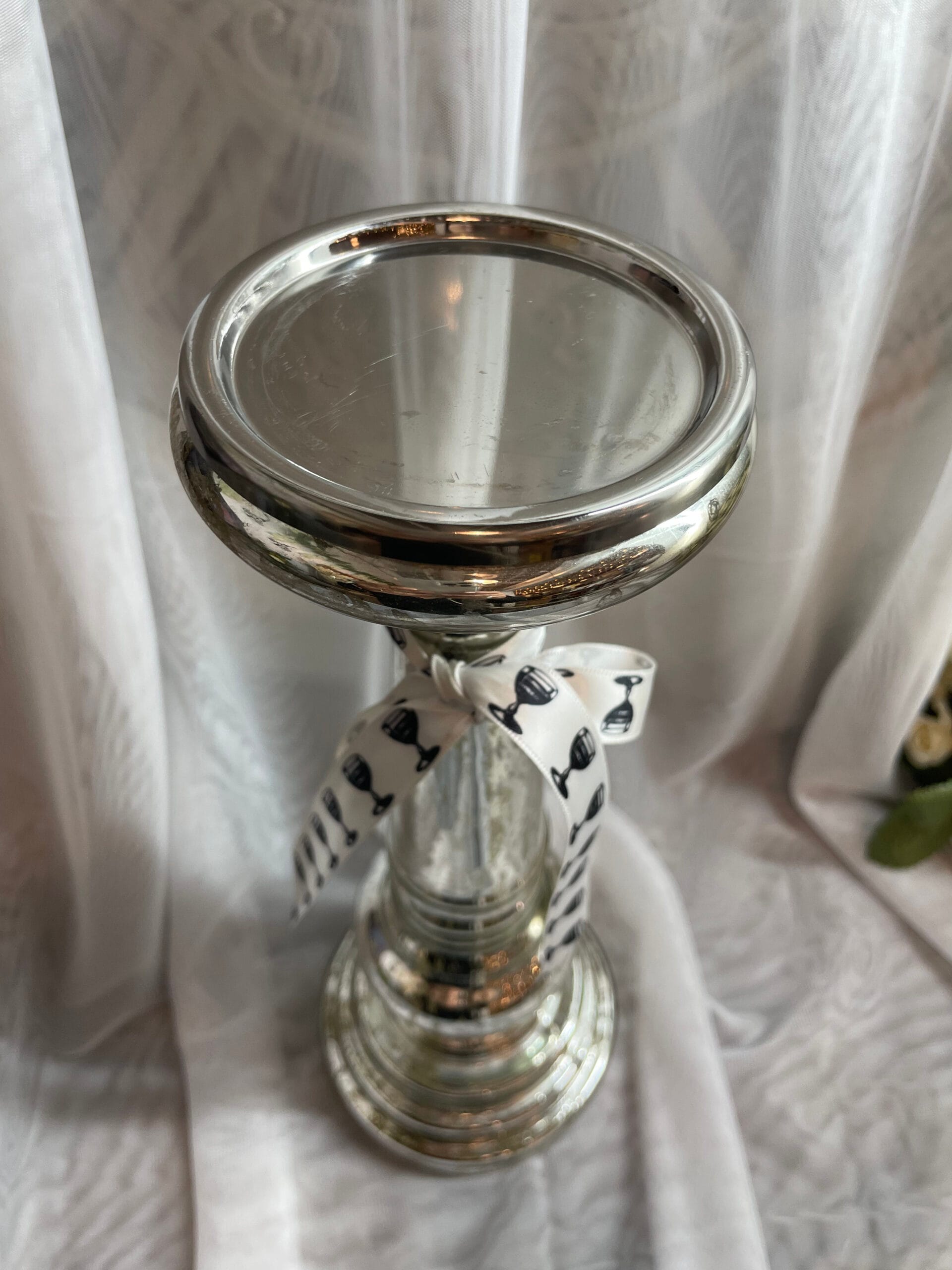 Glass Pedestal Candle Holder – Elegant Base for Statement Candles - Image 4